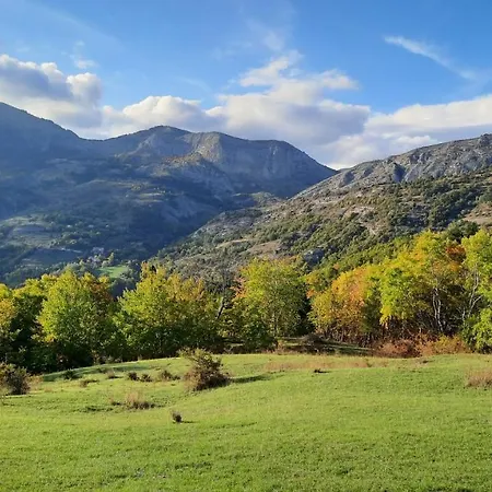 Gite A La Ferme Le Cabro
